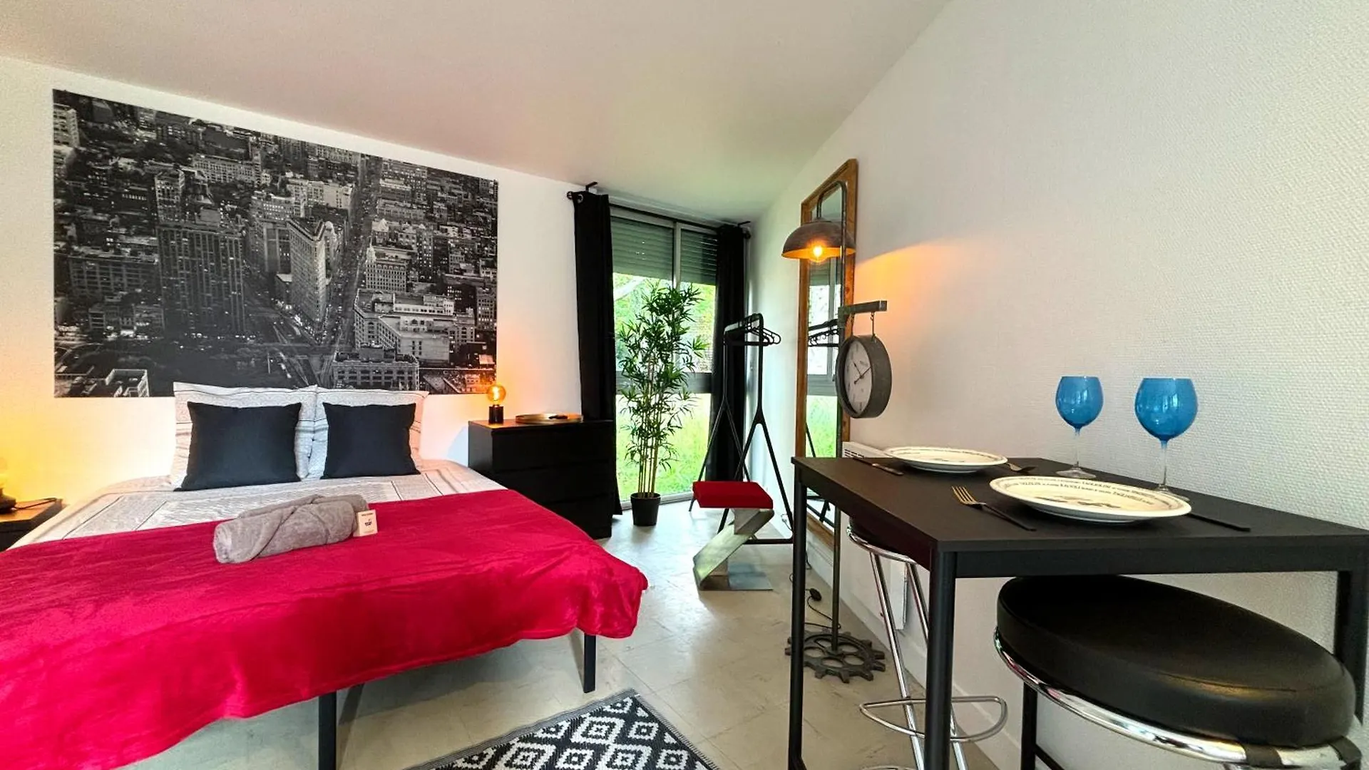 Les Entrepreneurs - Appartements Neufs Et Spacieux, Proche Rer C Et Aeroport Orly Morangis  0*, Morangis (Essonne)