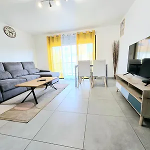 Apartment Cosy Proche Paris Orly - Climatise, Morangis (Essonne)